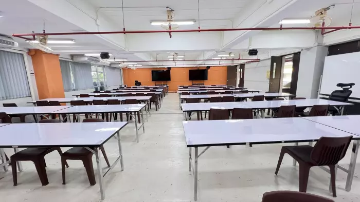 ภาพห้องสตูดิโอ (AR404-2)